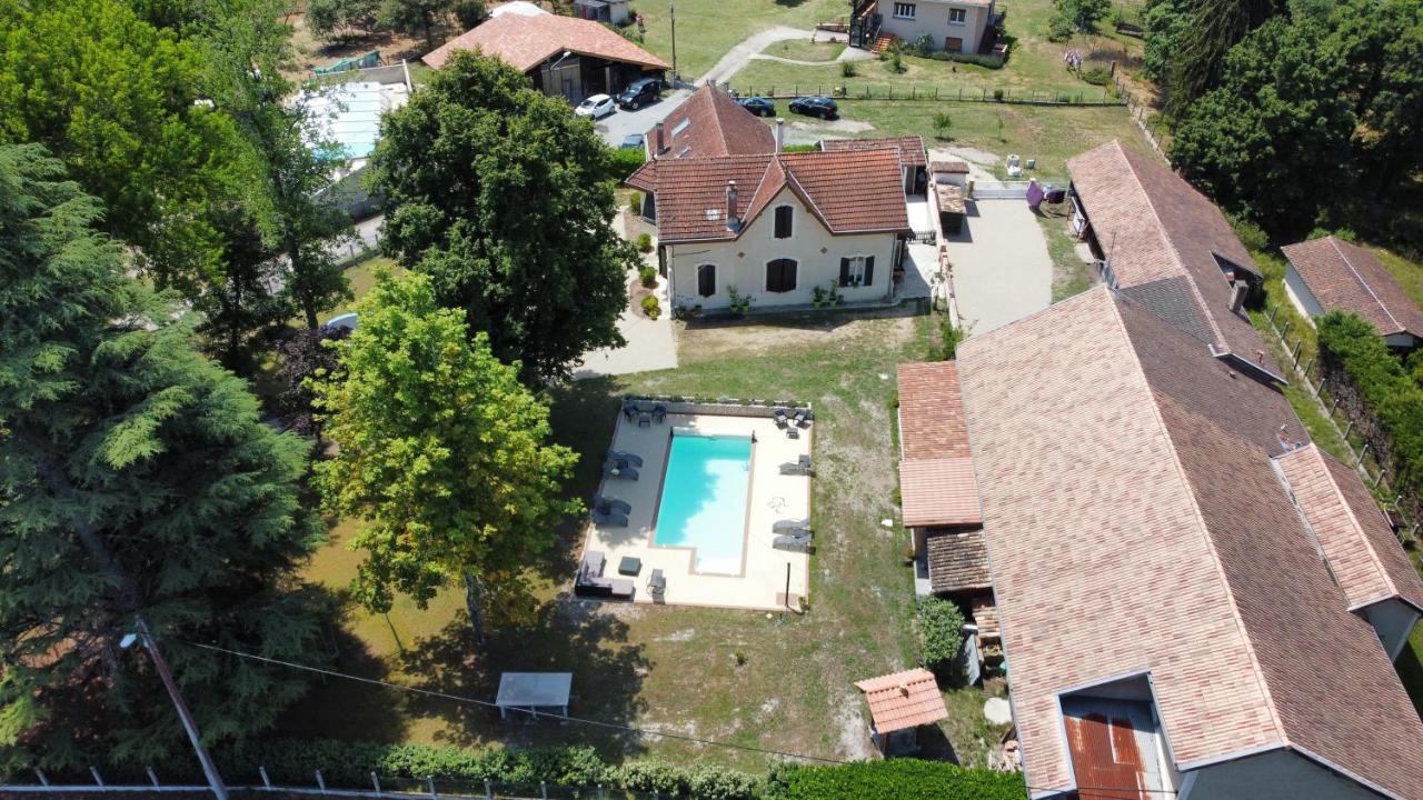 Chambres d´hotes VILLA CAPSYLVAINE Captieux Exterior foto